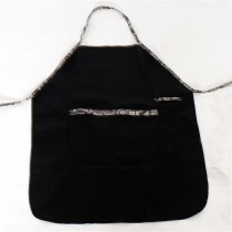 Black with Dressed Details apron 240gr 65p / 35c 85x65cm MARK724